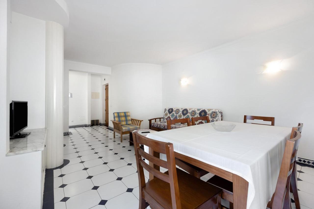 Casa Daniel T2 * Lagos