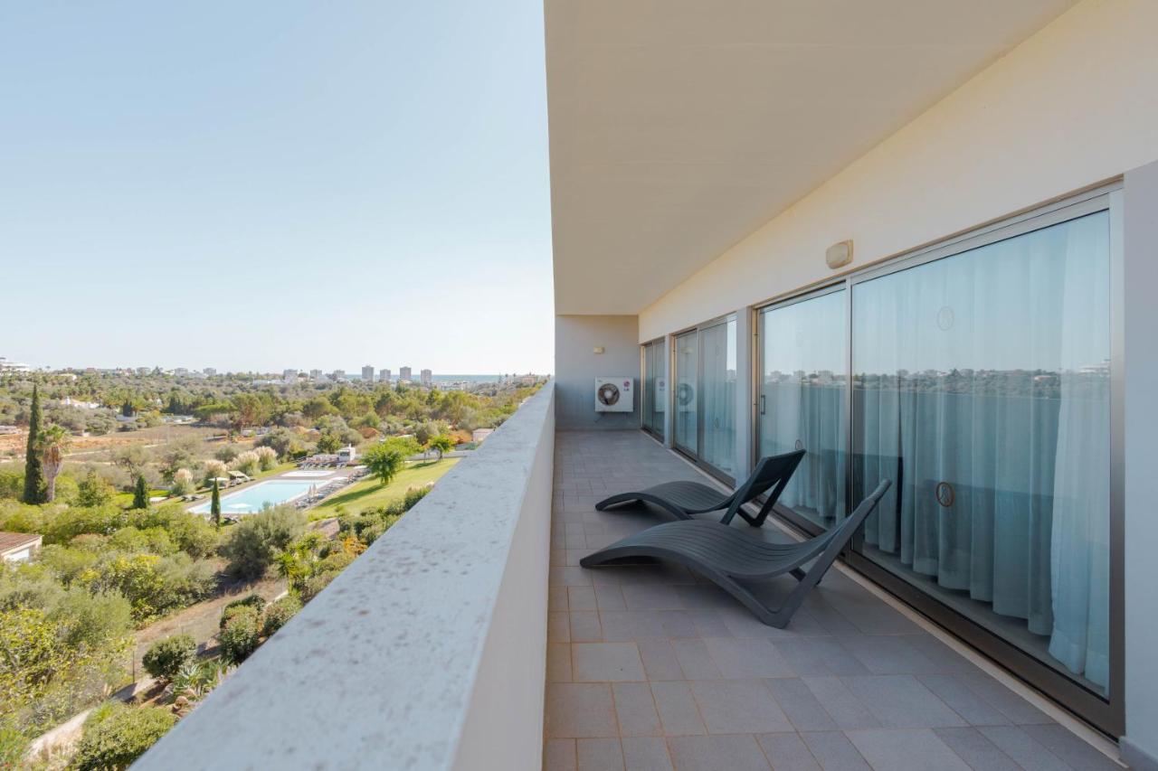 Aparthotel Pelican 4*