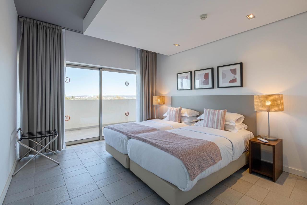 Aparthotel Pelican 4*