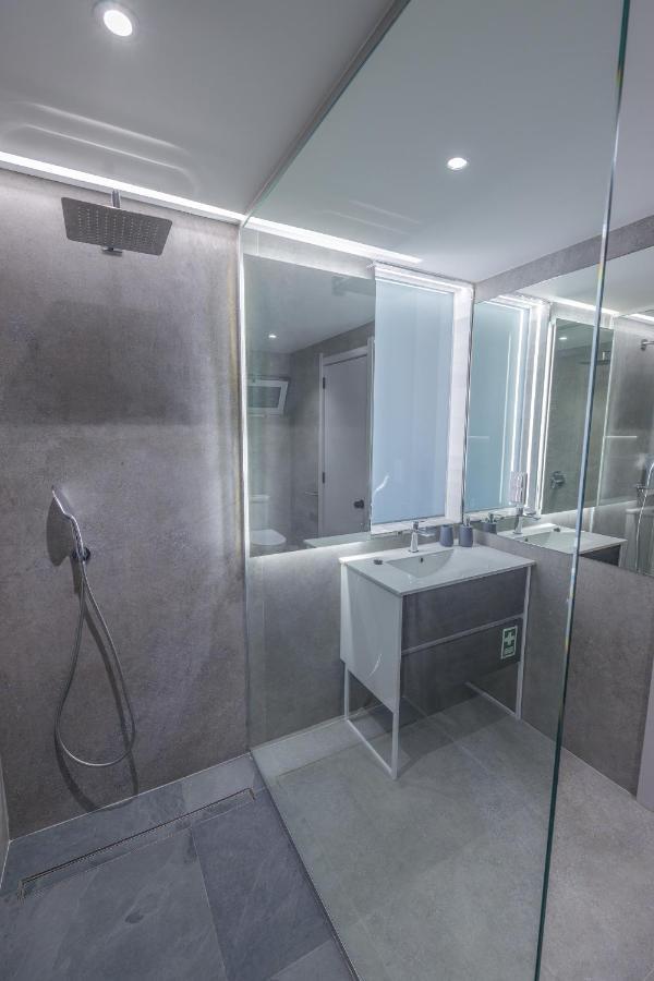 Sea Breeze Iii Apartment