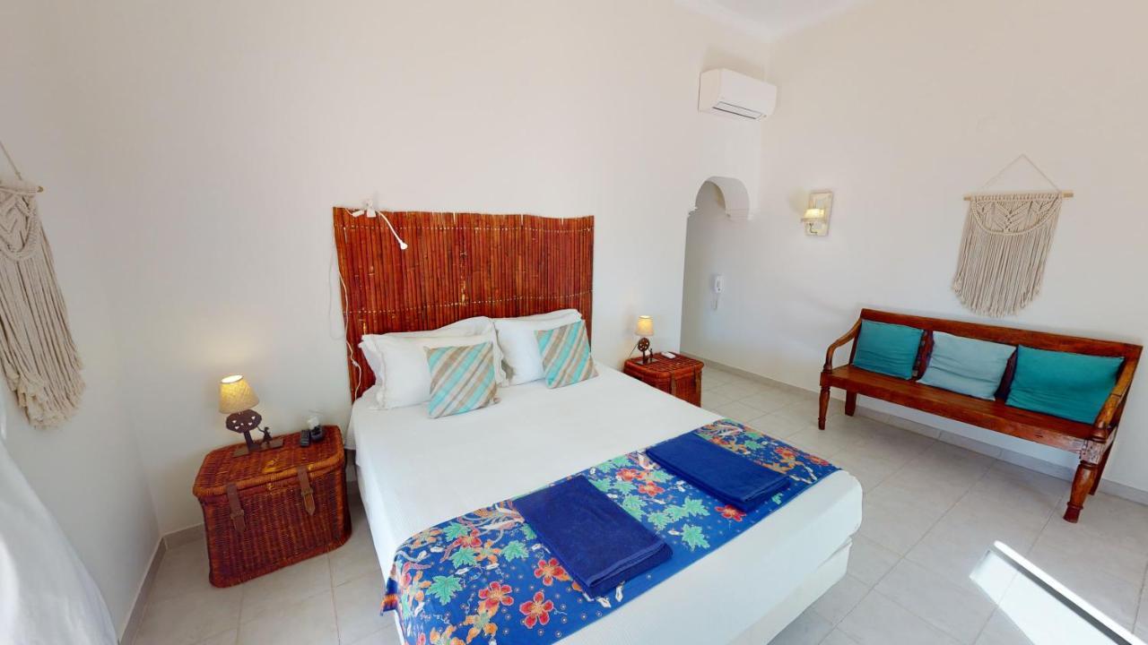 Sunset,sleeps 9,heatable Pool,walk To Marina *