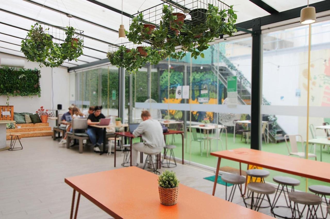 Hub Patio * Lissabon