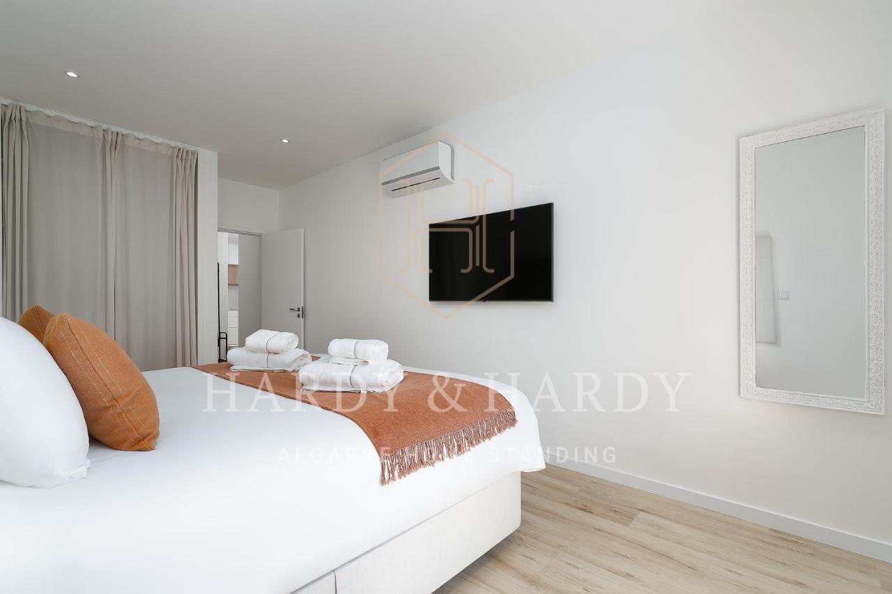 H&h Sea View Elegance: Modern Porto De Mos *