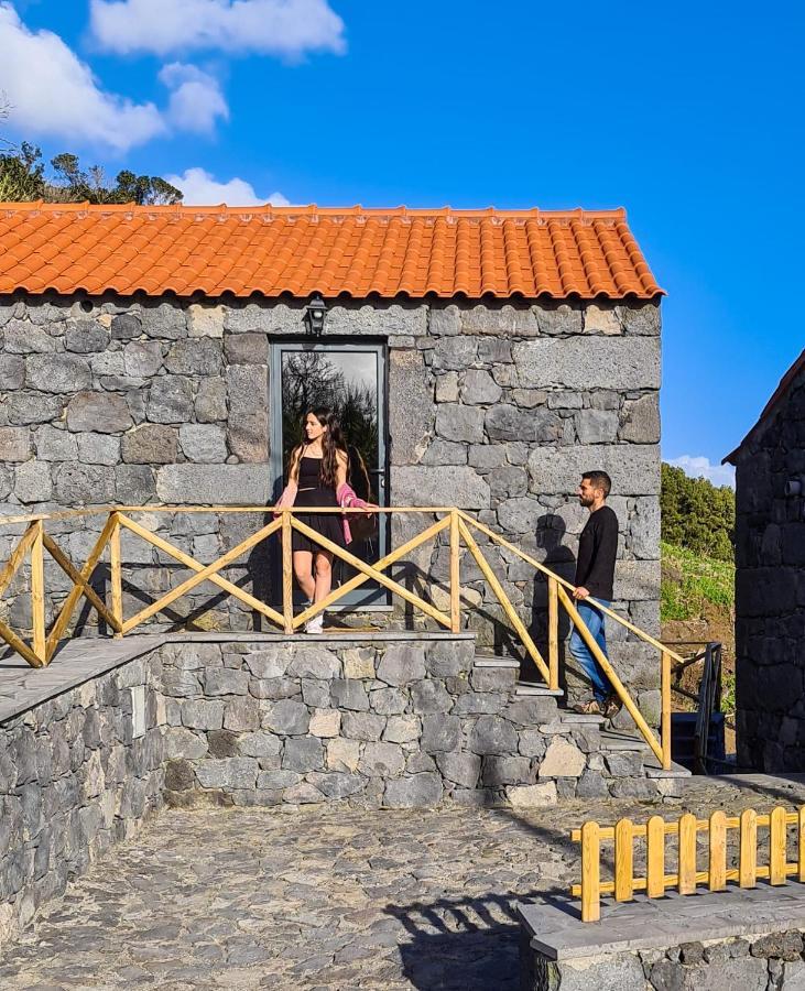 Quinta Do Caminho Da Igreja Ter-casas De Campo Velas