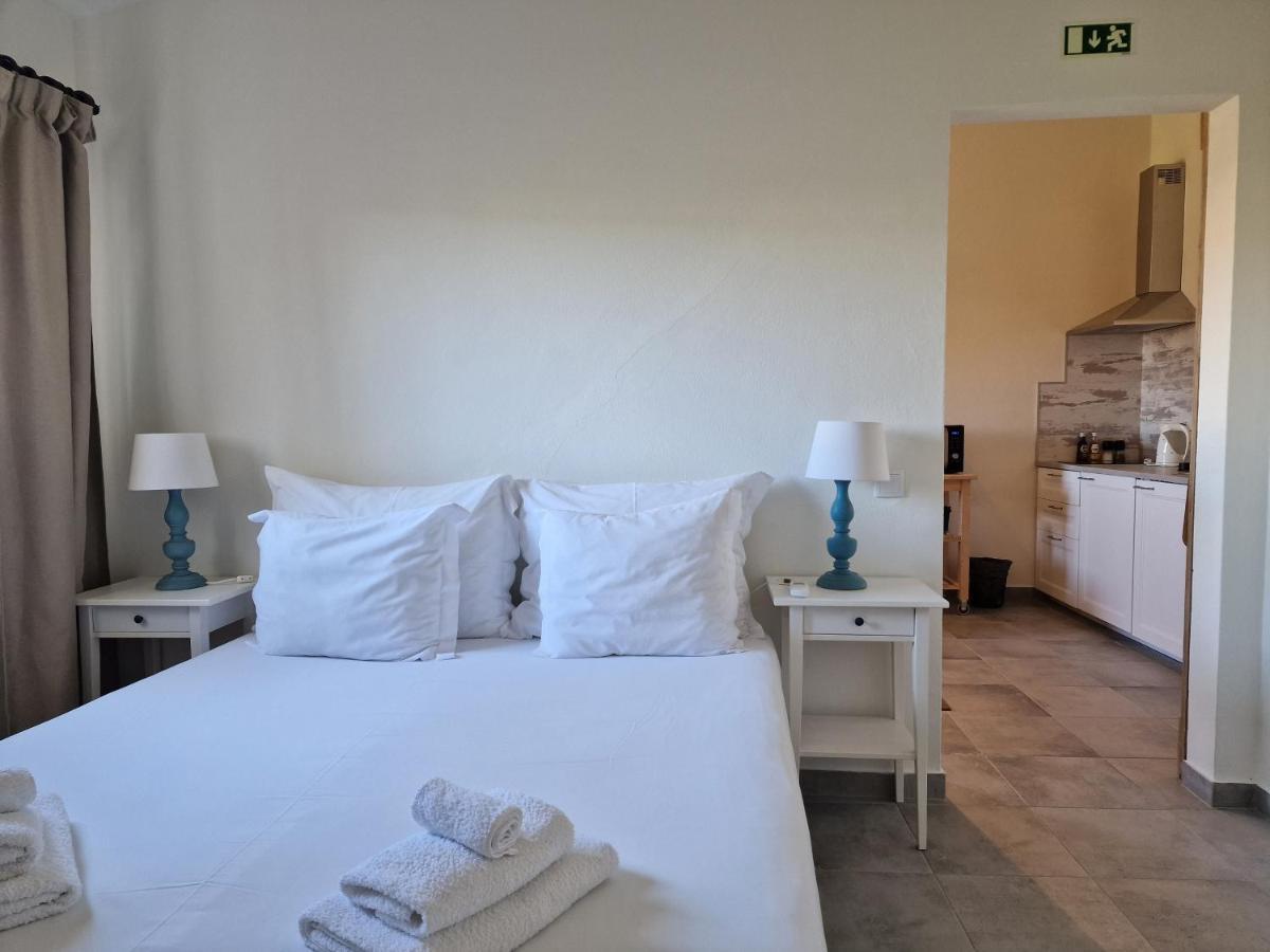 Casa Do Alto Bed & Breakfast 3*