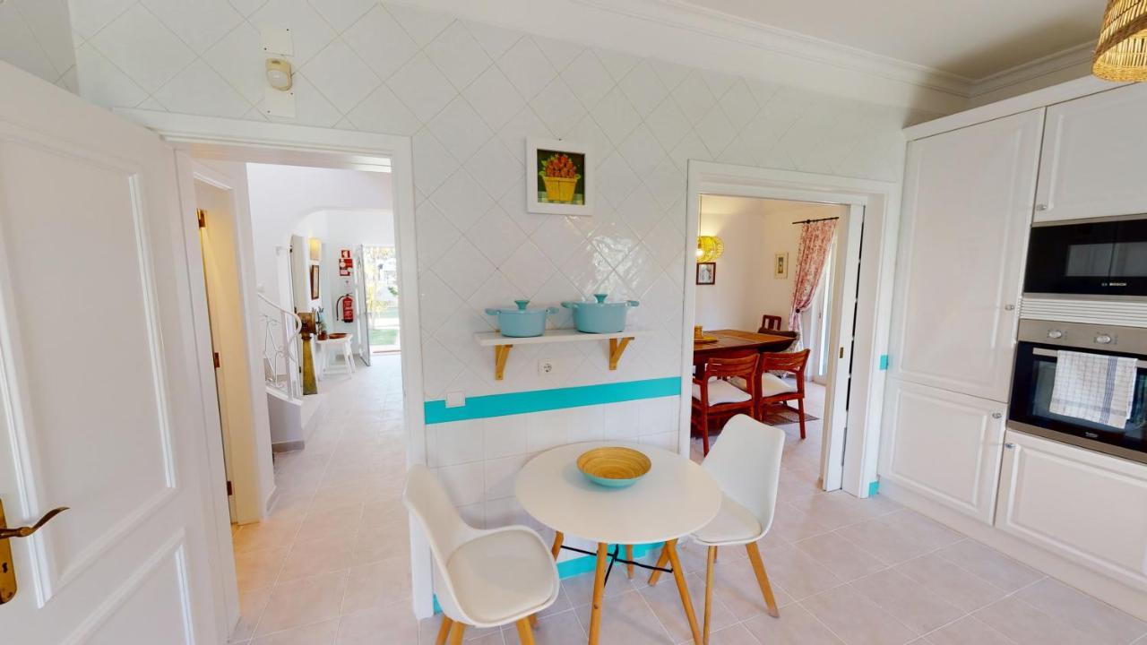 Villa Sunset,sleeps 9,heatable Pool,walk To Marina *