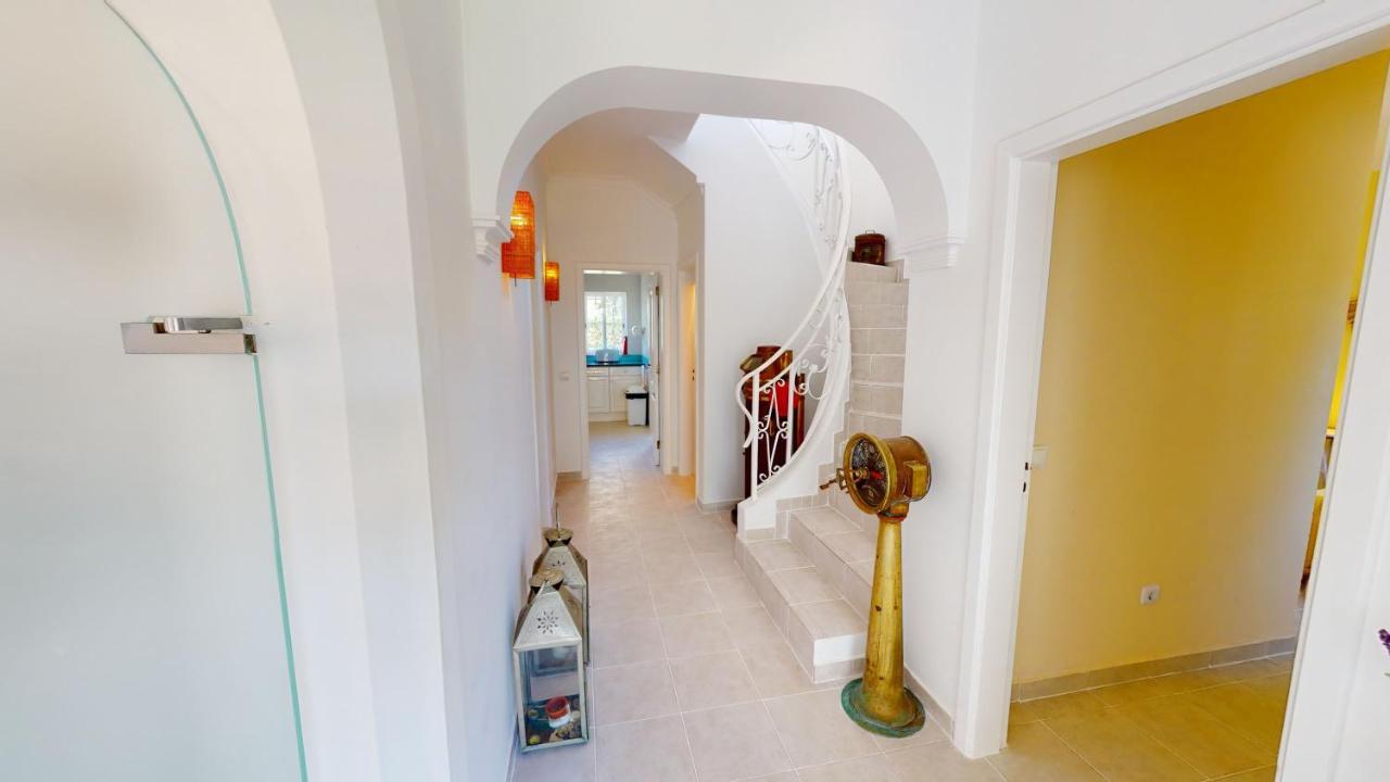 Villa Sunset,sleeps 9,heatable Pool,walk To Marina Vilamoura