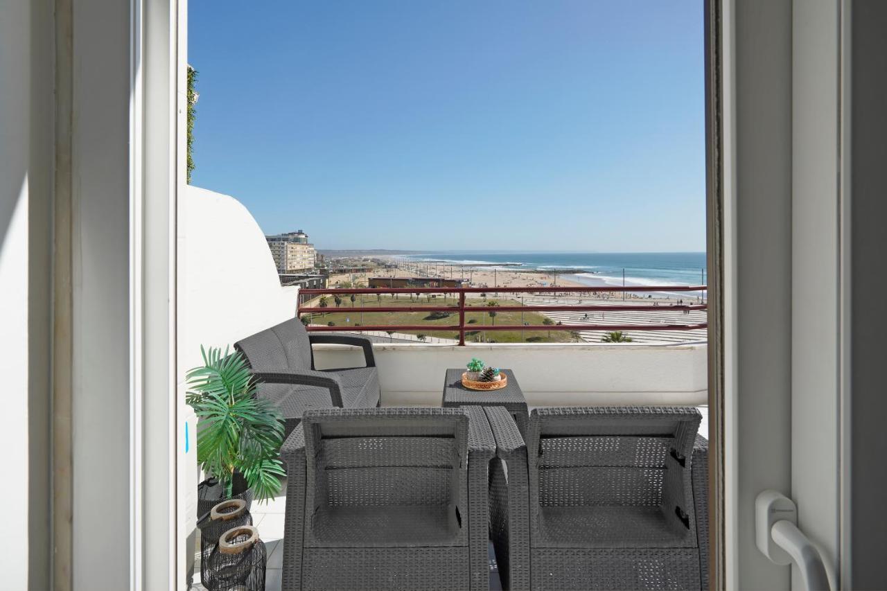 Costa By The Portuguese Butler * Costa da Caparica