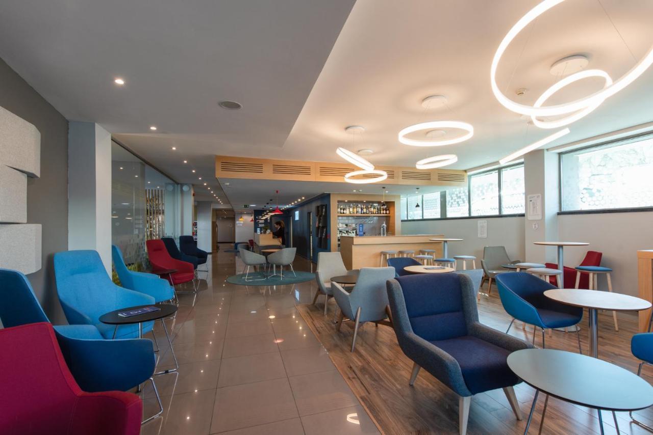 Express Lisbon Airport By Ihg Hotel 3*
