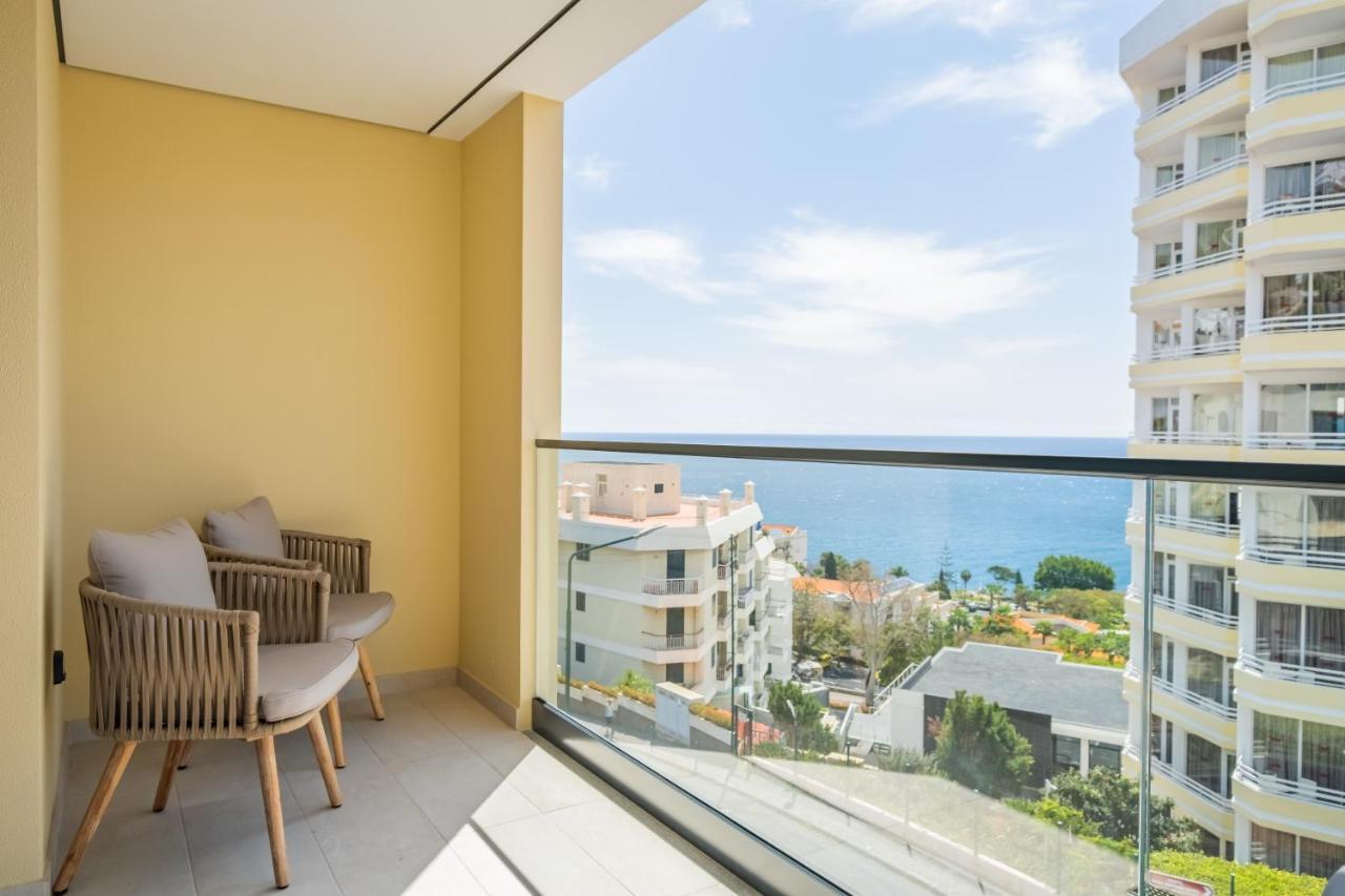 With Ocean View And Parking