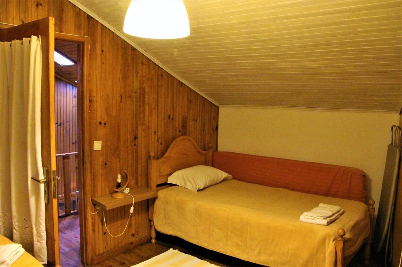 Casa Da Azenha Branca Holiday home *