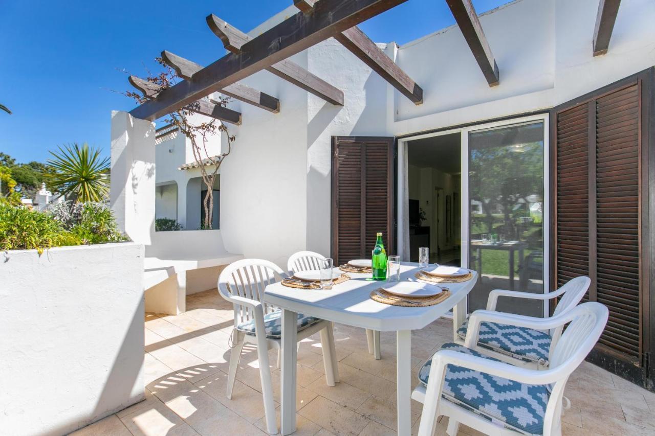 Balaia Golf Poolside Retreat Apartment Albufeira