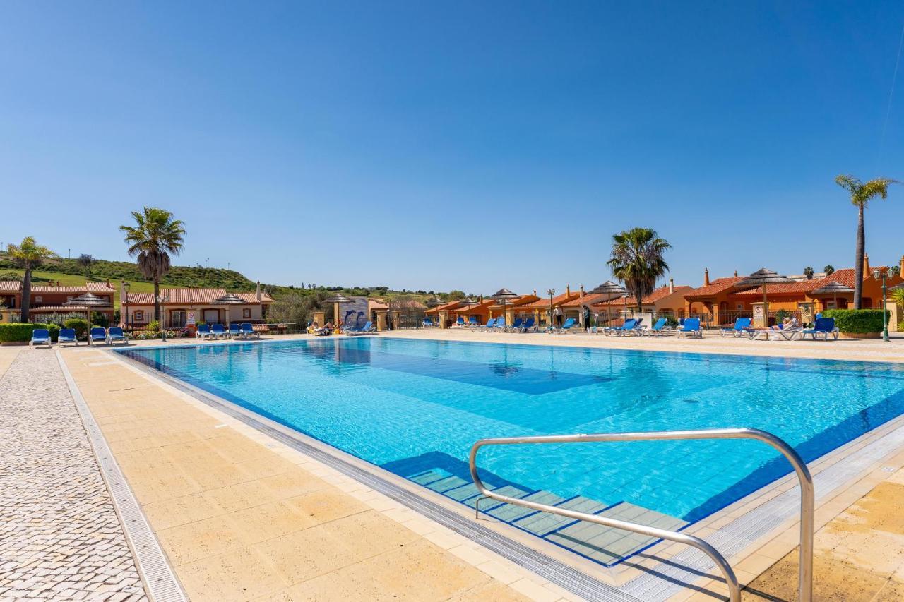 Villa With Garden, Pool & Golf