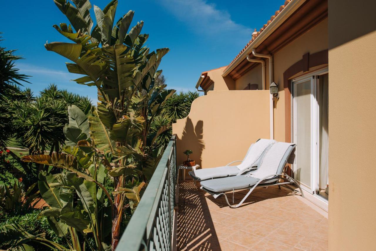 With Garden, Pool & Golf Villa