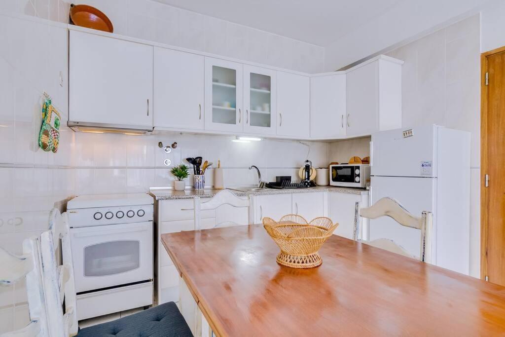Apartment Nascente Sea View @homesbyfc Quarteira