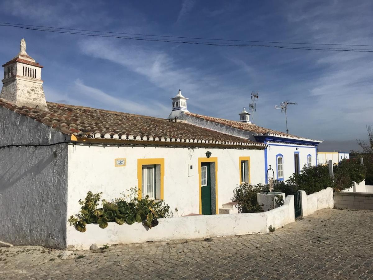 Lightbooking Fabrica Algarve Apartment