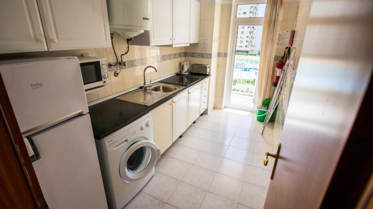 Guest house Colmeia- Local