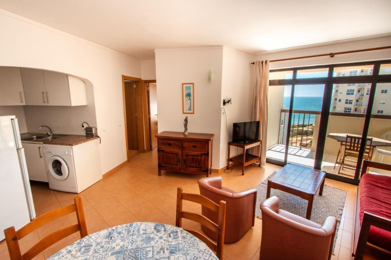 Colmeia- Local Guest house *
