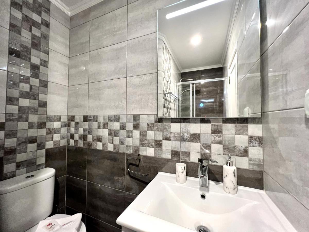 Apartamento Ocean Breeze 1 With Pool By Homing *