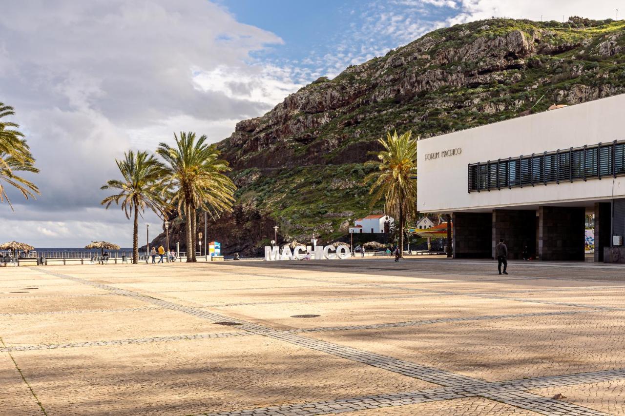 Bay Machico (Madeira)