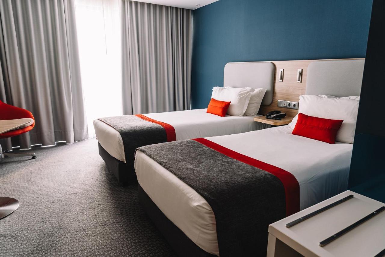 Express Centre By Ihg Hotel Oporto