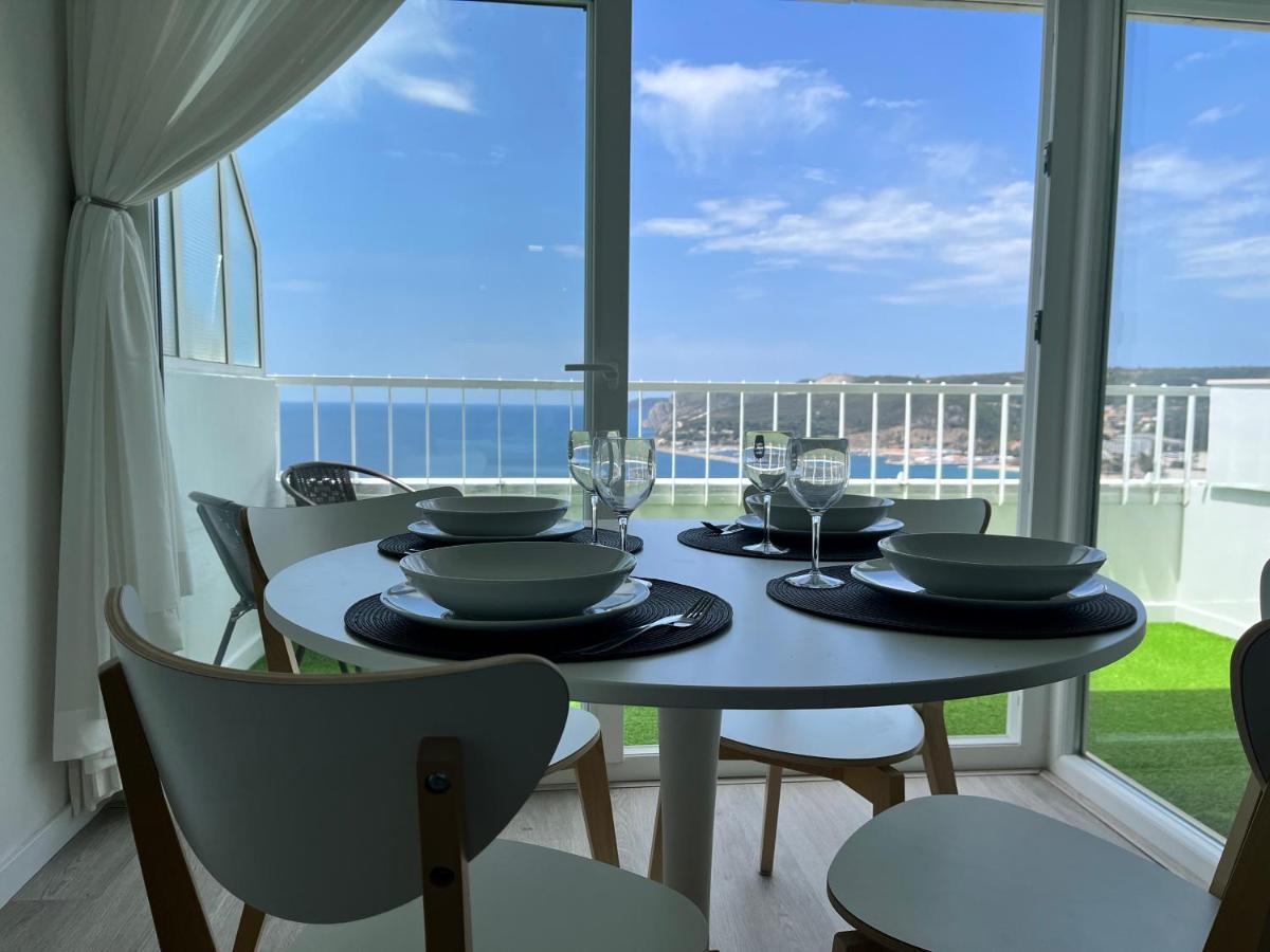 Axenic Retreat - Panoramic Ocean View, Sleeps 4, Ensuite Bathroom, New Redesign Apartamento