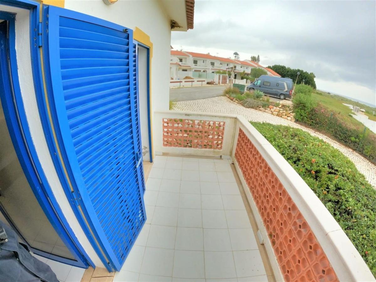Algarve T2 W Balcony And Sea View Near In Manta Rota Vila Nova de Cacela