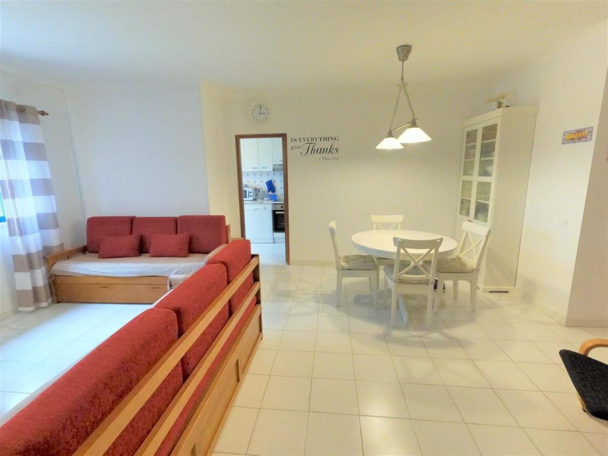 Algarve T2 W Balcony And Sea View Near In Manta Rota