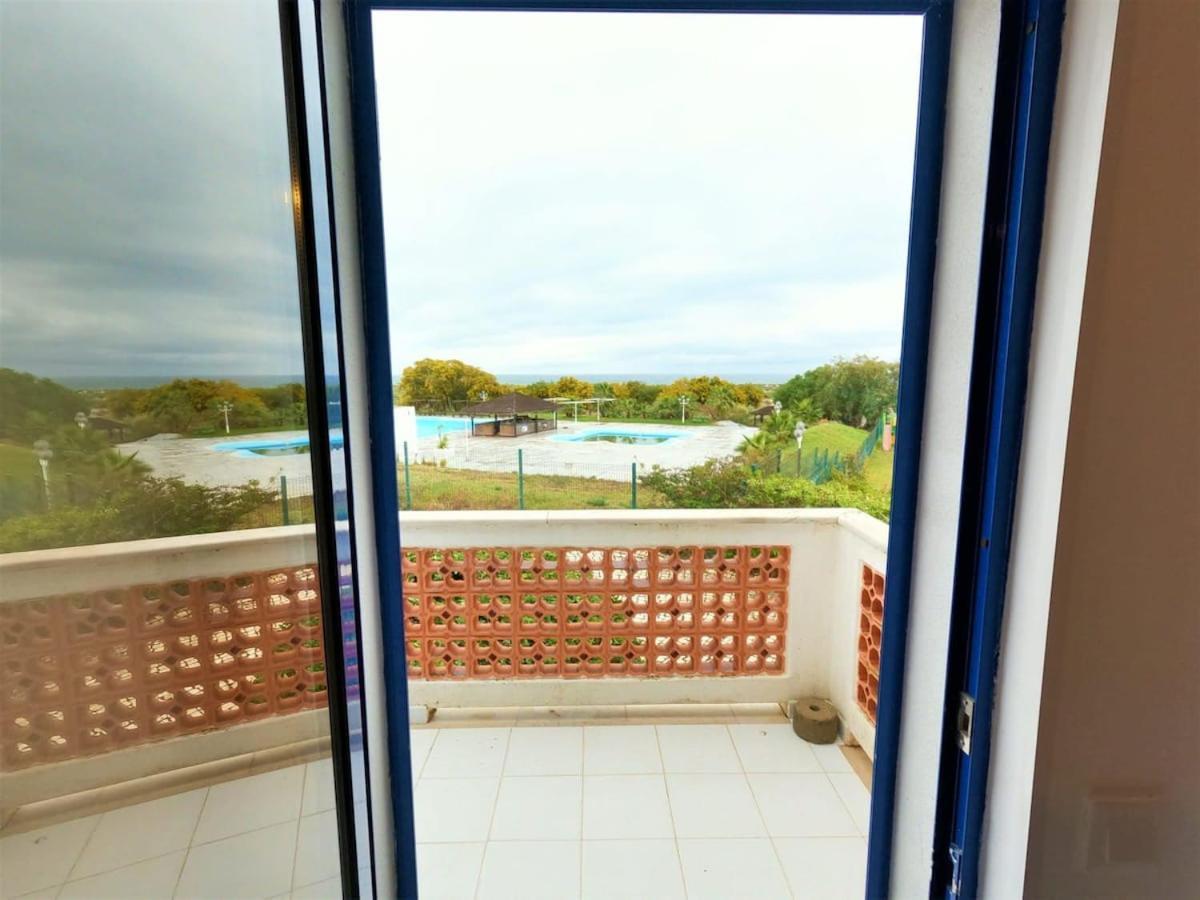 Algarve T2 W Balcony And Sea View Near In Manta Rota Apartment *