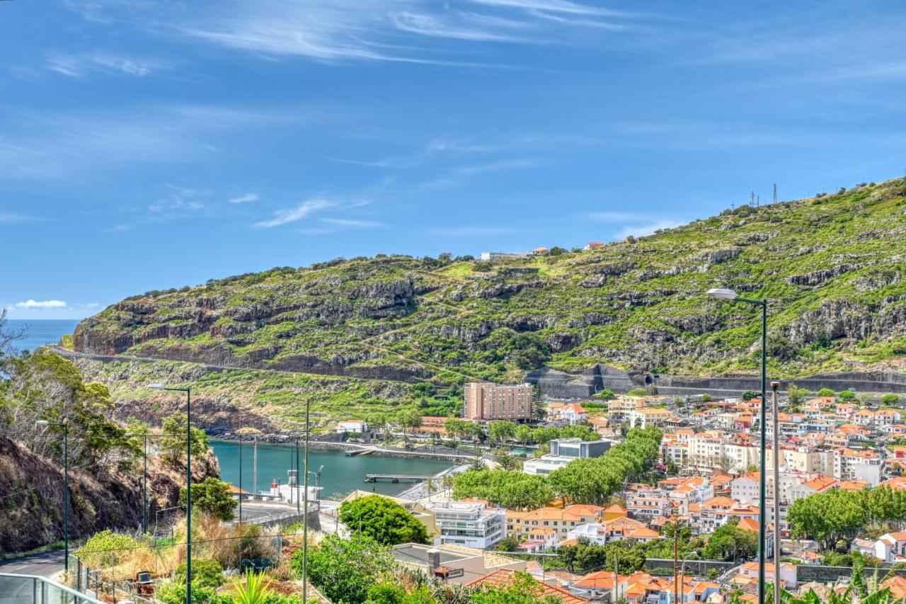 Apartment Baia Machico, A In Madeira