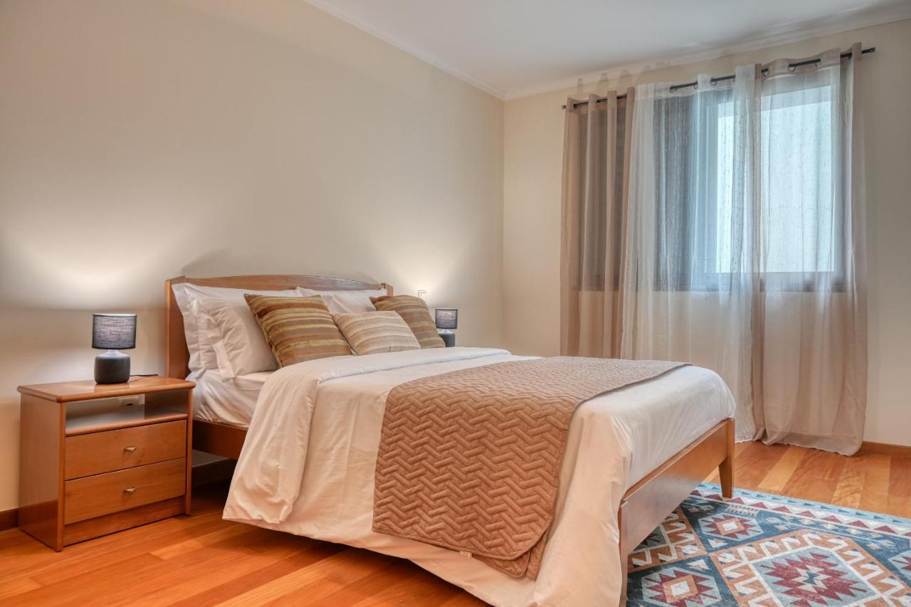 Apartment Baia Machico, A In Madeira