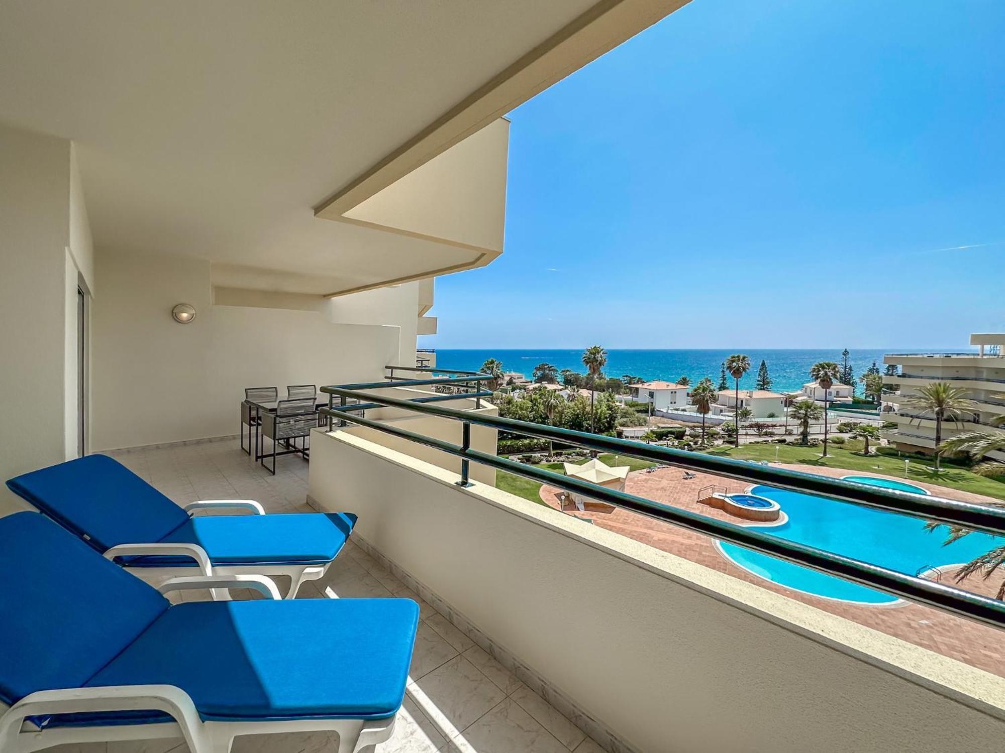 Luxury Wstunning Sea Views, Walk Appartement Albufeira