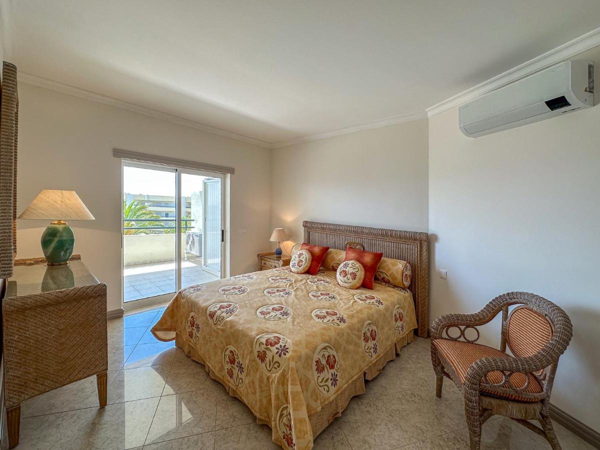 Luxury Wstunning Sea Views, Walk Appartement Albufeira