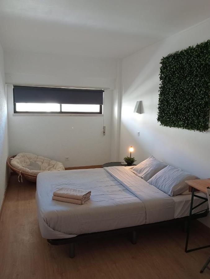 Guest house Costa By The Costa da Caparica