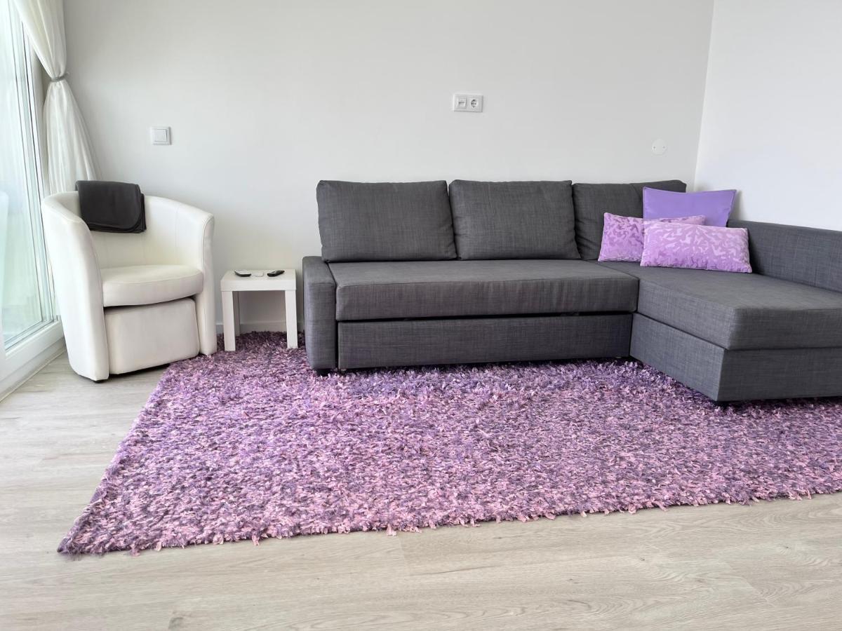 Axenic Retreat - Panoramic Ocean View, Sleeps 4, Ensuite Bathroom, New Redesign Sesimbra