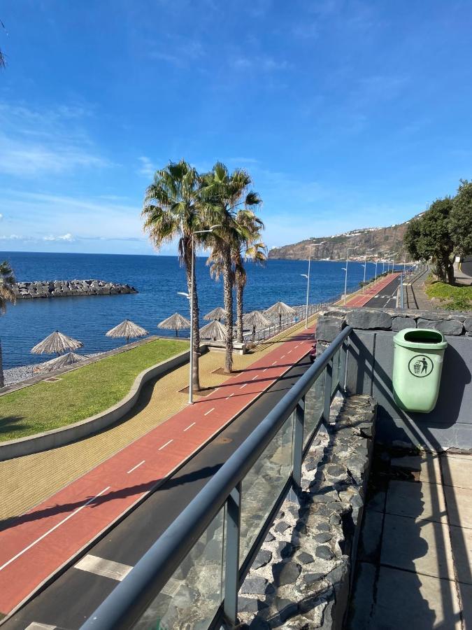 2 Bed , Sea View, 10 Minutes Walk To The Apartamento