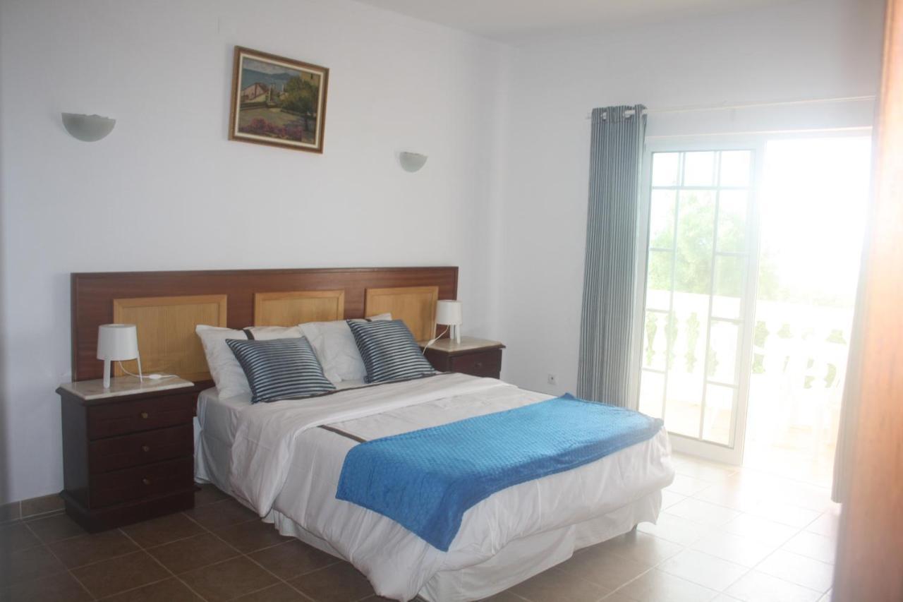 Rustic Villa Guesthouse Santa Barbara de Nexe