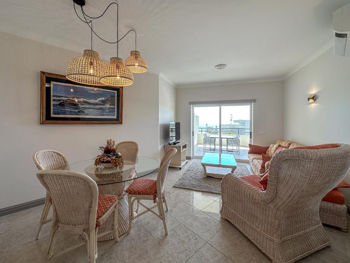 Luxury Wstunning Sea Views, Walk Appartement Albufeira