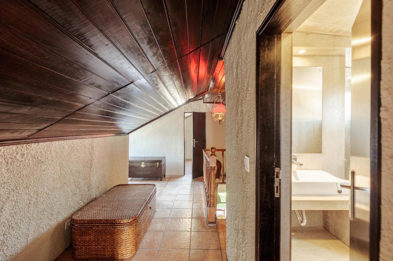 Holiday home Aroeira Pool House *