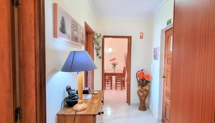 Cozy Sunny Wi-fi & Ac Appartement