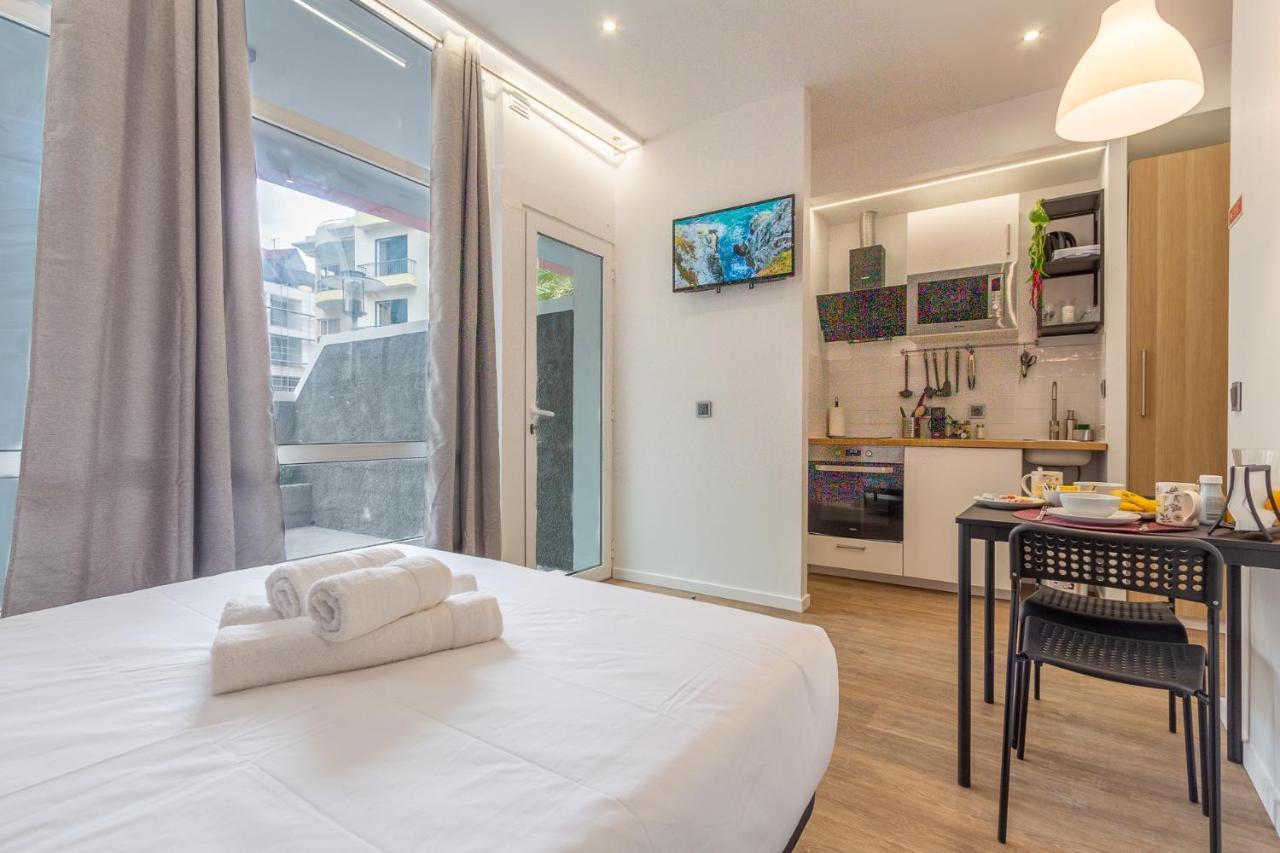 The Jolie - By The Ocean Apartment *