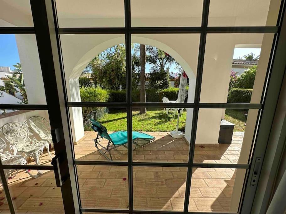 Casa Buccaneer, 2 Bedroom Garden In Da Apartment