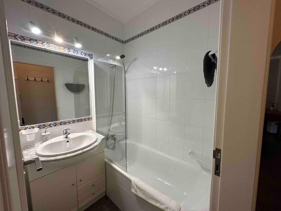 Casa Buccaneer, 2 Bedroom Garden In Da *
