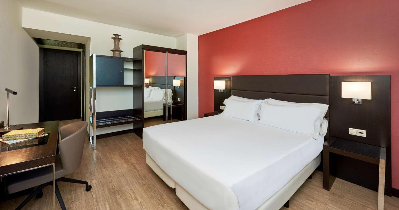Nh Dona Ines Hotel 4*