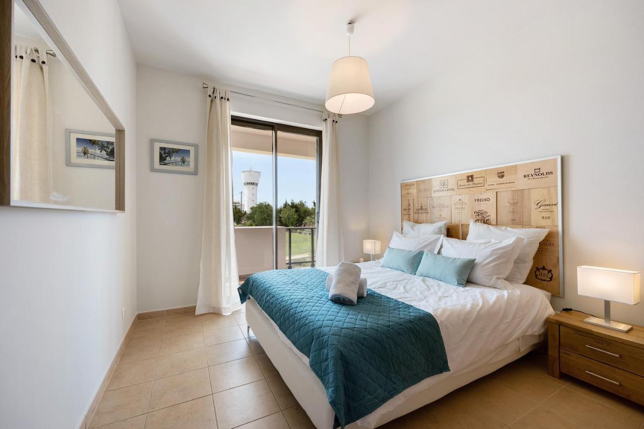 Devvine And Golf Apartment