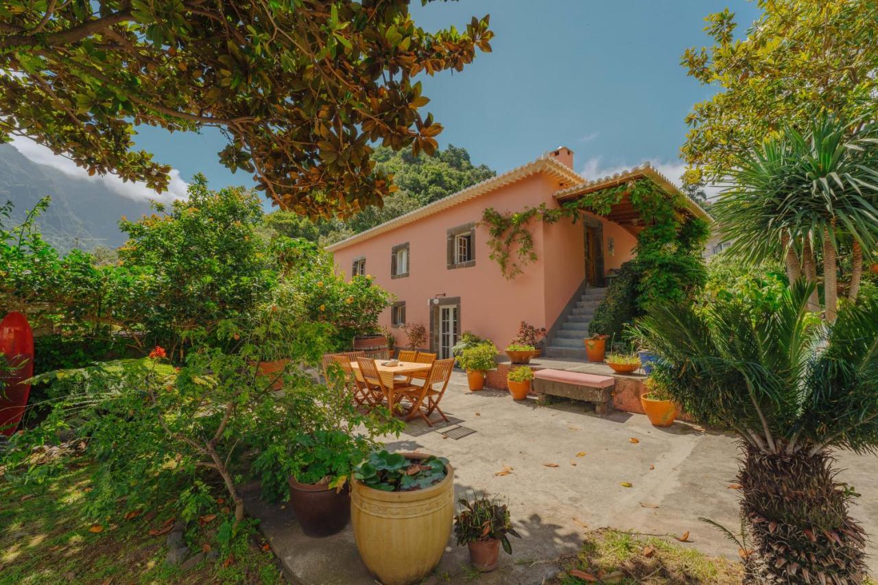 Guest house Madeira Surf 2*