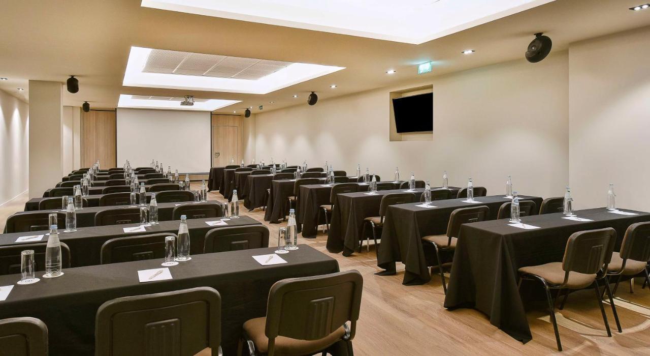 Hotel Nh Dona Ines 4*
