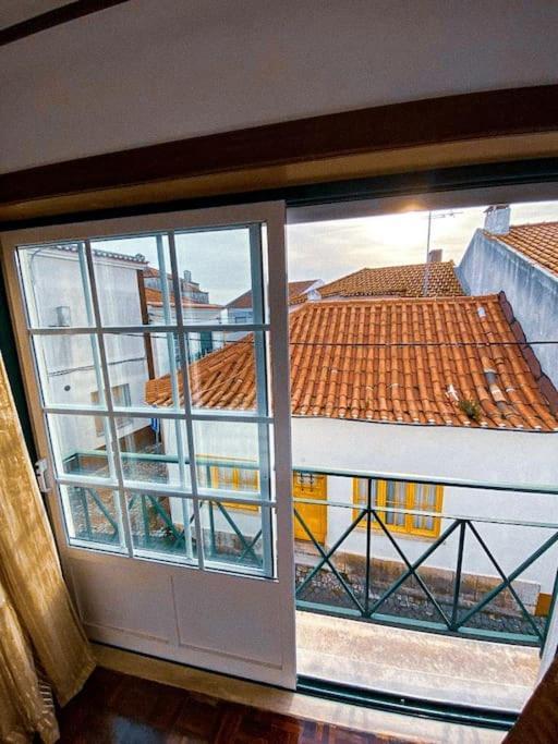 : Quartier Historique, Proche Centre Apartment *