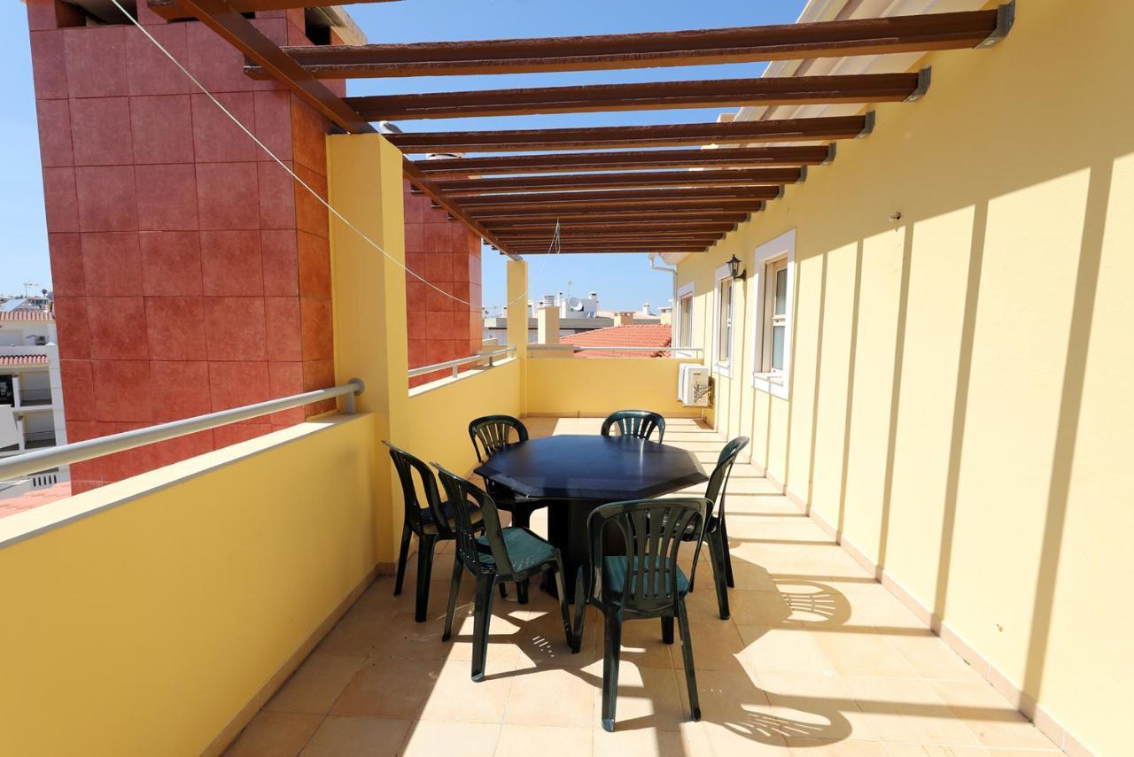 C07 - 3 Bed Luxury Penthouse In Downtown