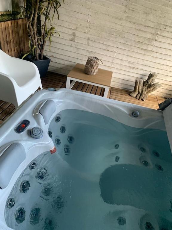 Holiday home Sunrise House Azores - Jacuzzi *